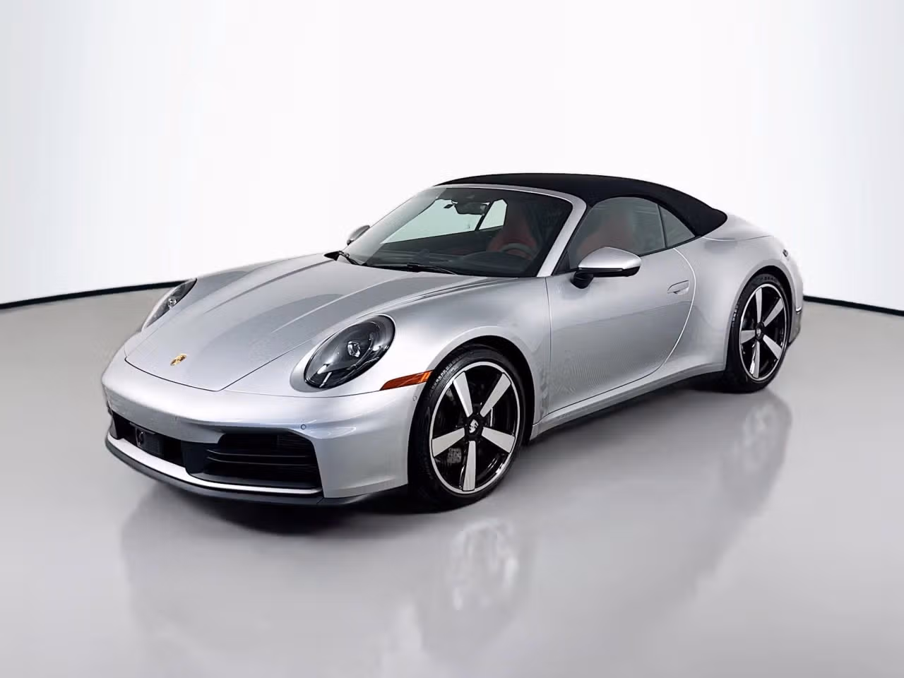 
           
        2025 Porsche 911