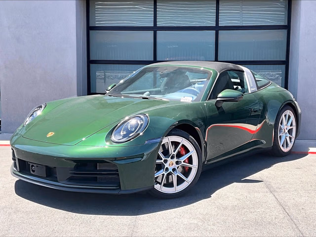 
           
        2026 Porsche 911