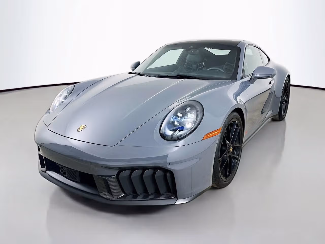 
           
        2026 Porsche 911
