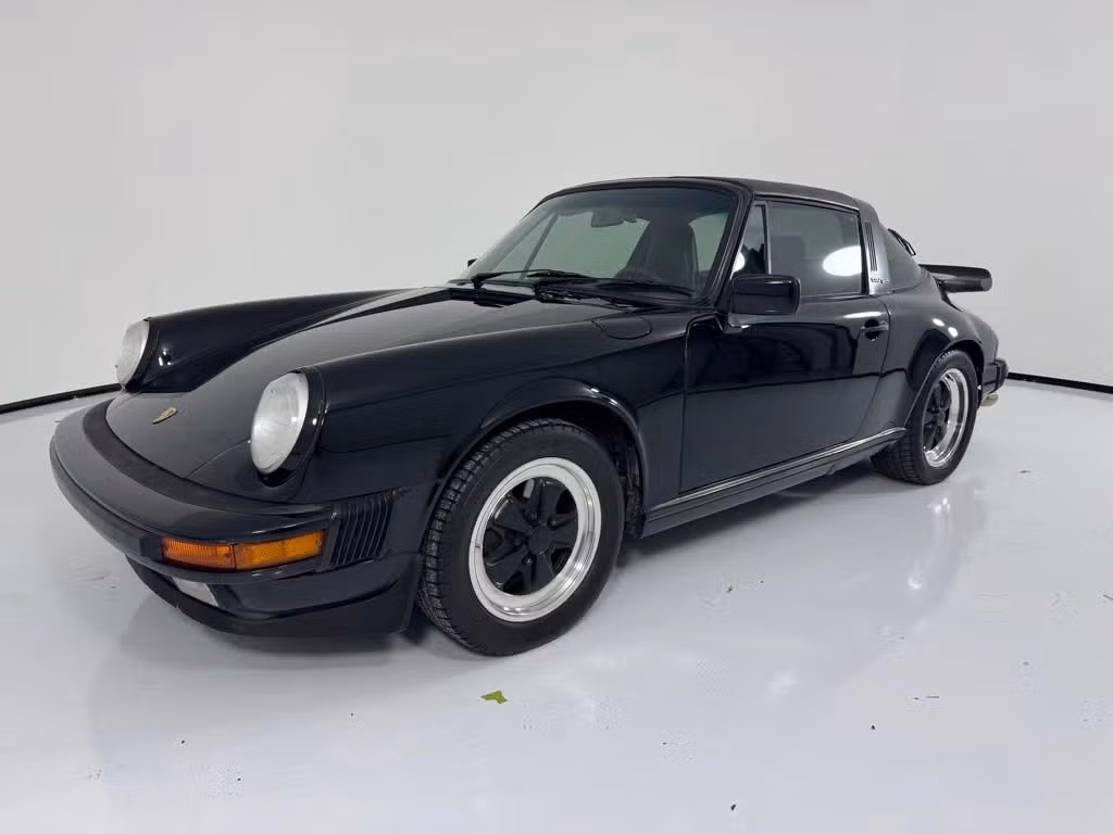 
           
        1987 Porsche 911