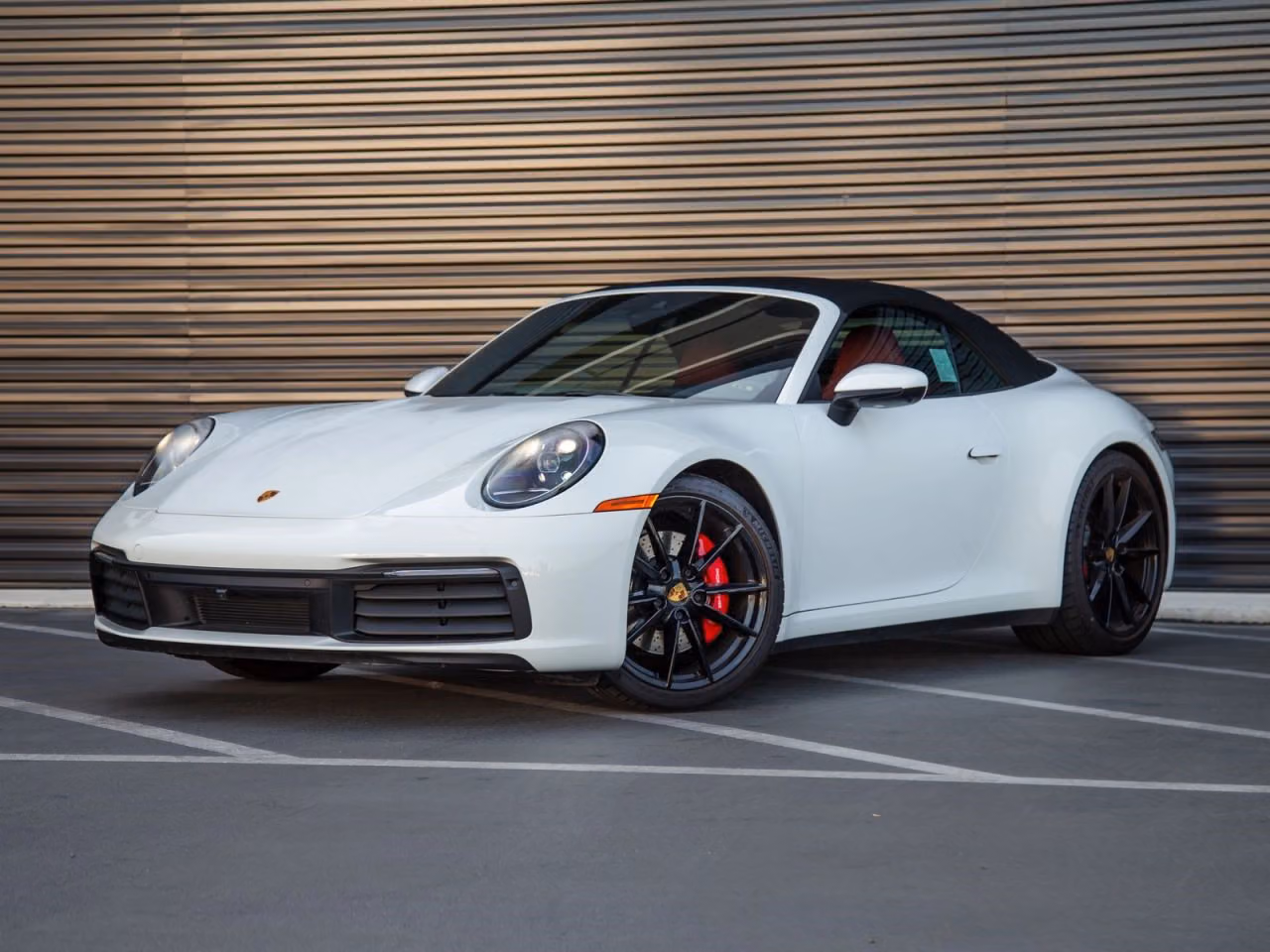 
           
        2023 Porsche 911