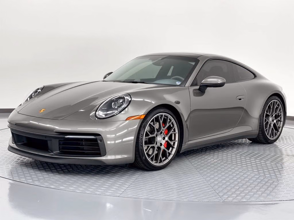
           
        2021 Porsche 911