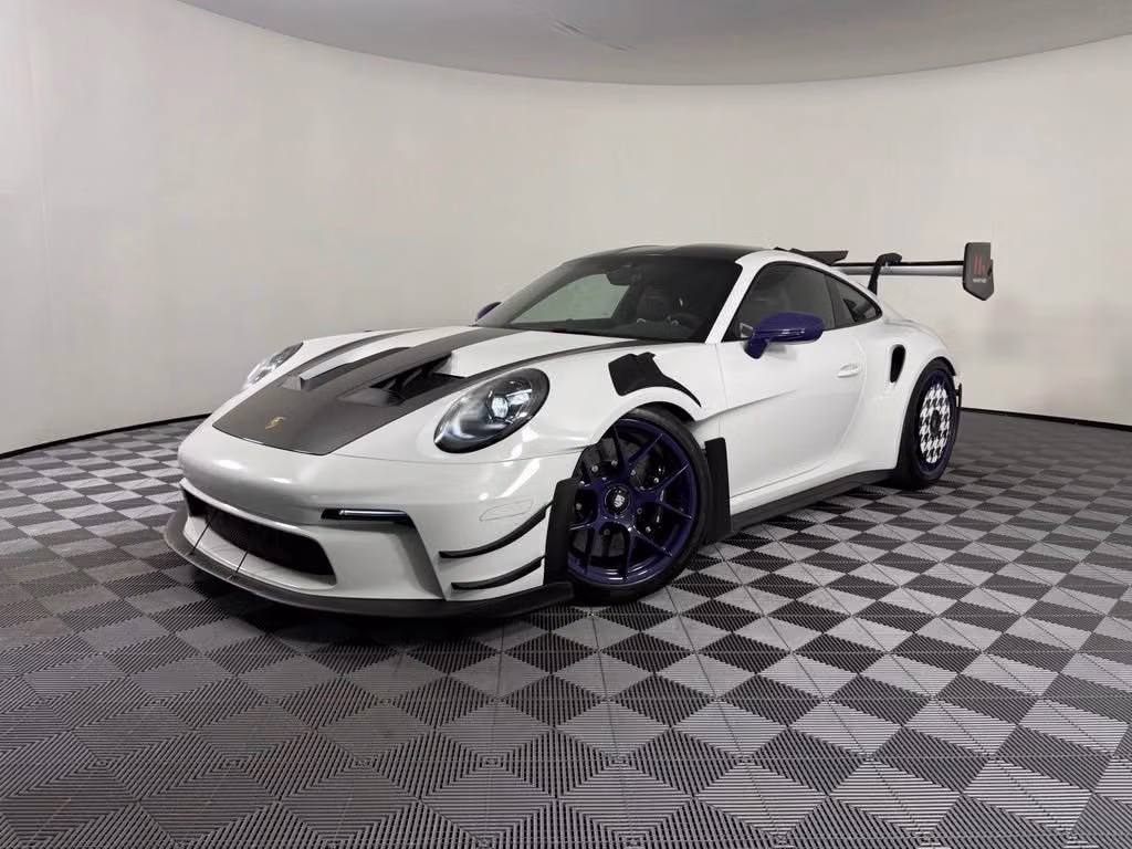 
           
        2025 Porsche 911