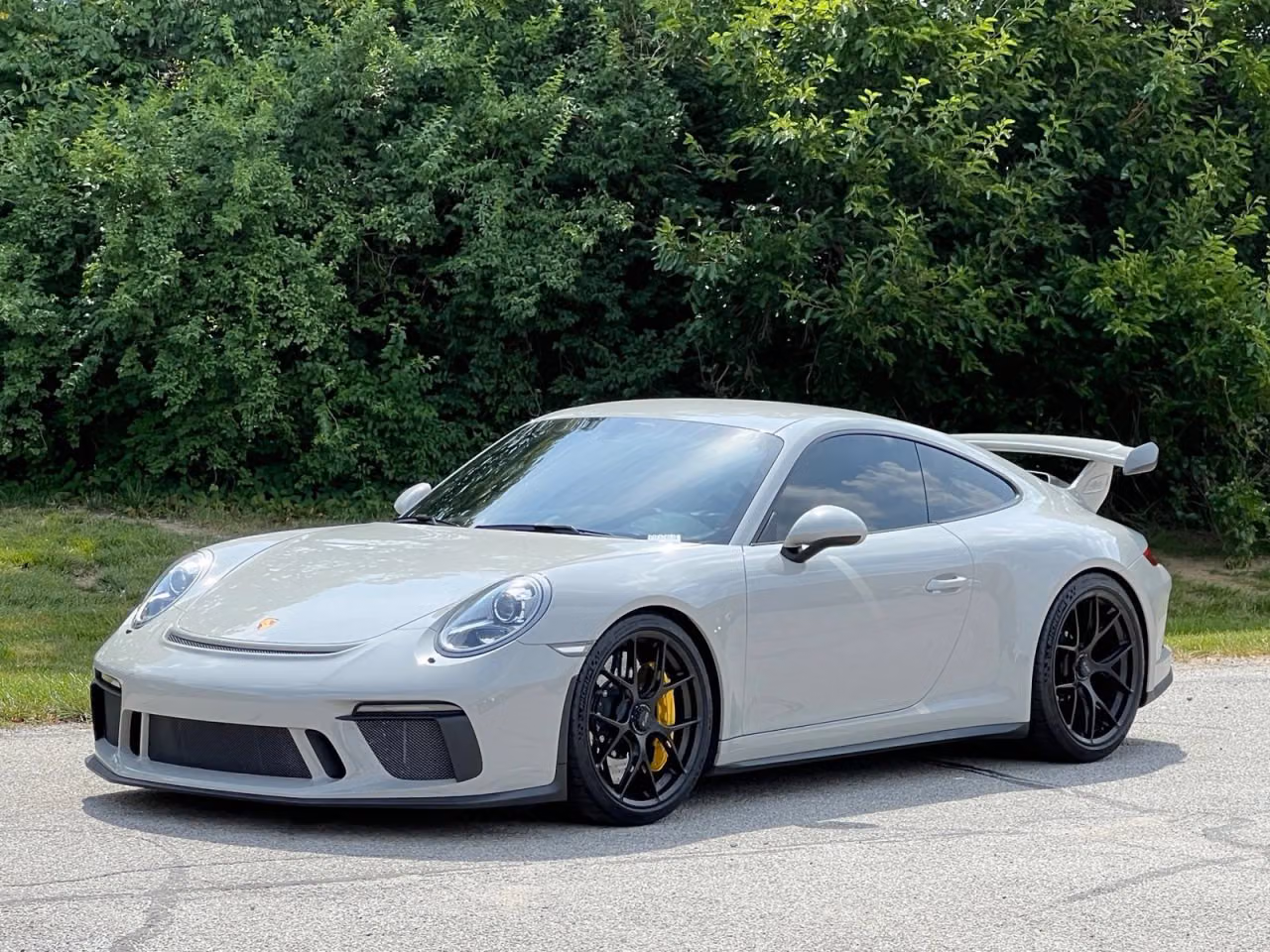 
           
        2018 Porsche 911