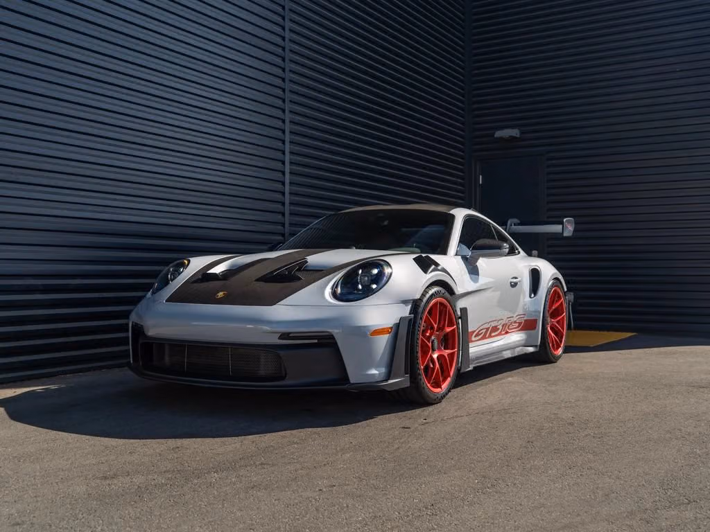 
           
        2025 Porsche 911