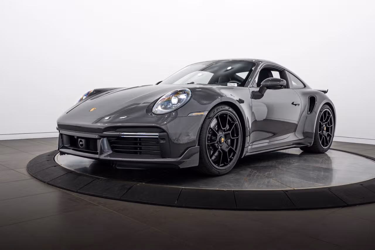 
           
        2025 Porsche 911