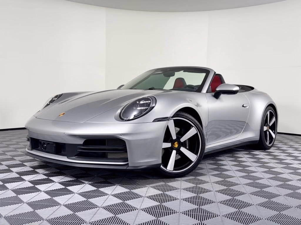 
           
        2025 Porsche 911