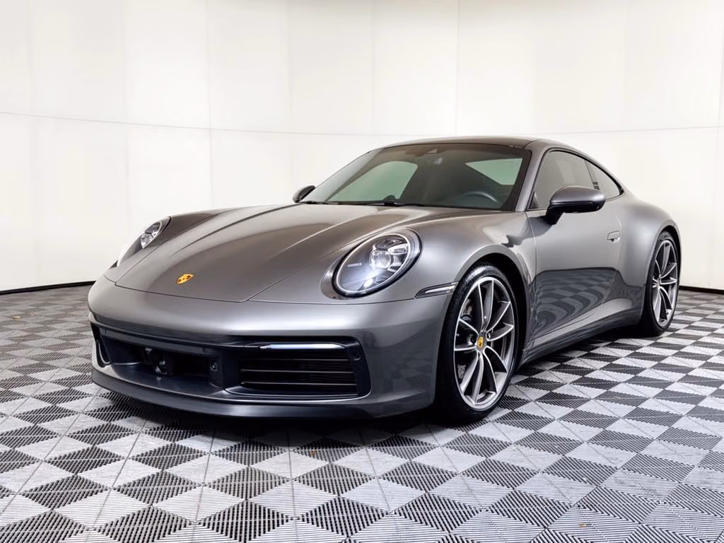 
           
        2020 Porsche 911