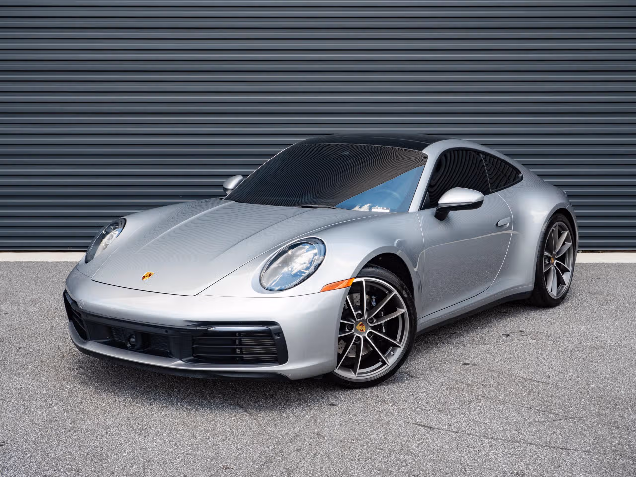 
           
        2020 Porsche 911