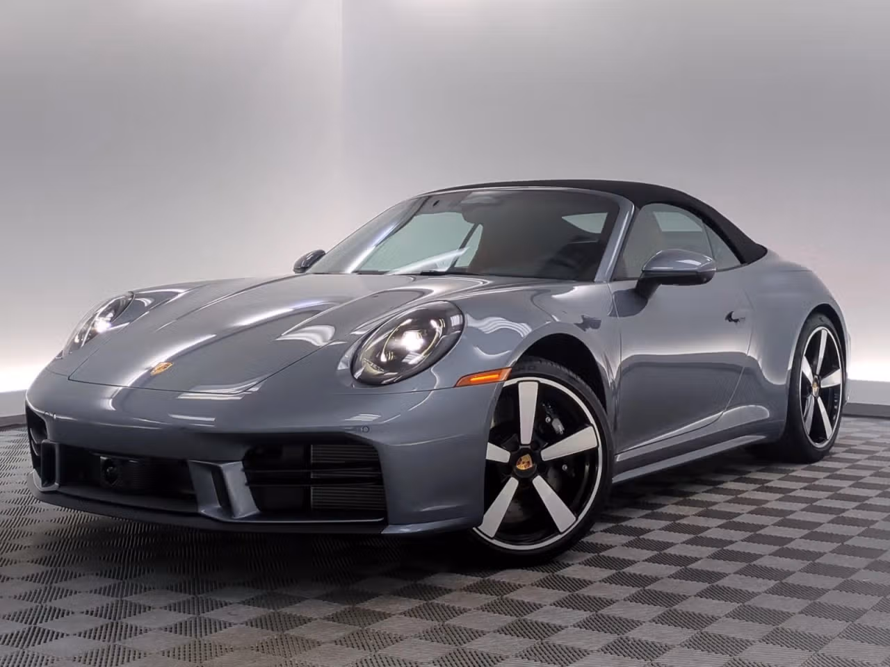 
           
        2026 Porsche 911
