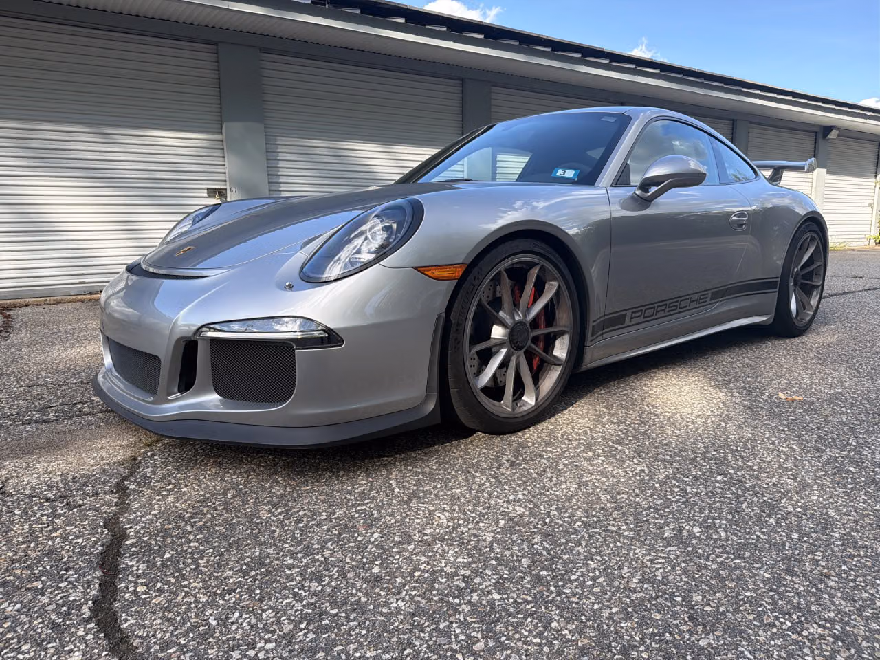 
           
        2015 Porsche 911