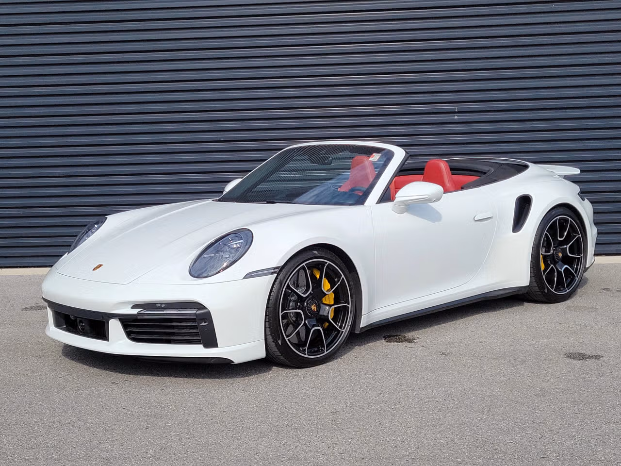 
           
        2022 Porsche 911
