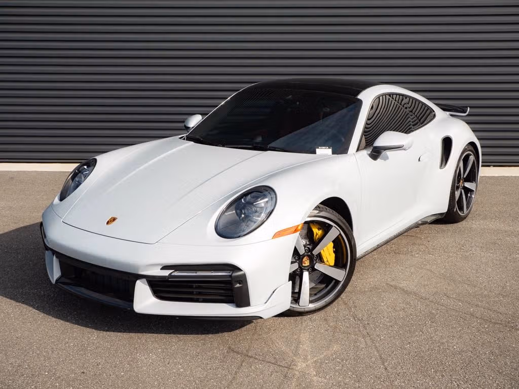 
           
        2025 Porsche 911