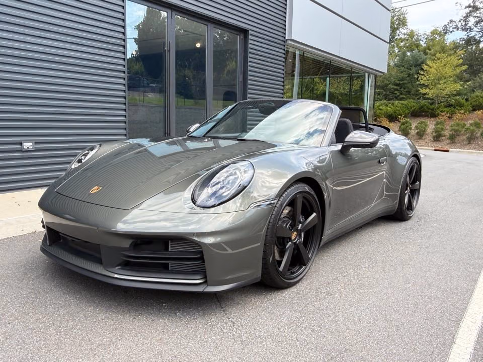 
           
        2026 Porsche 911