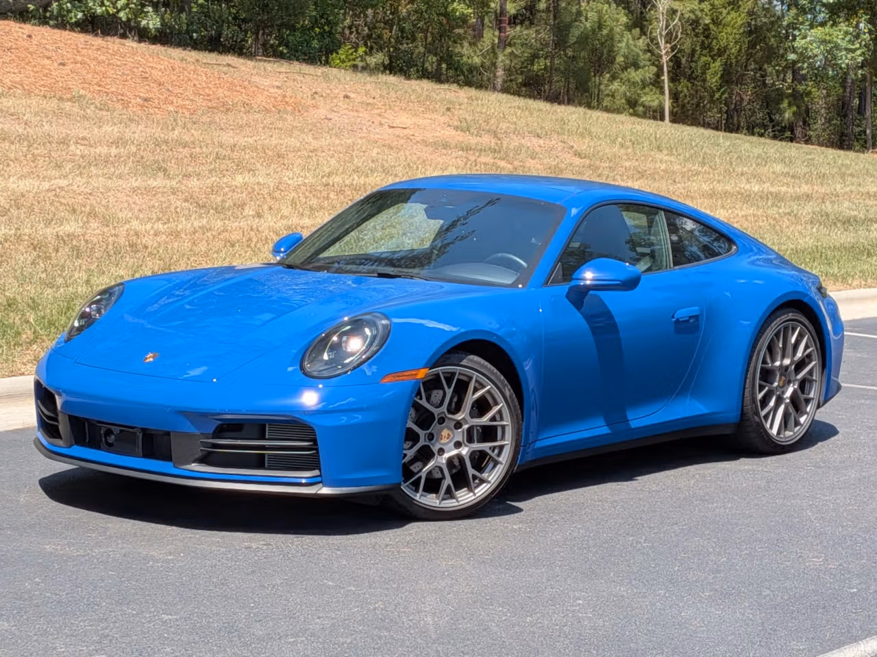 
           
        2025 Porsche 911
