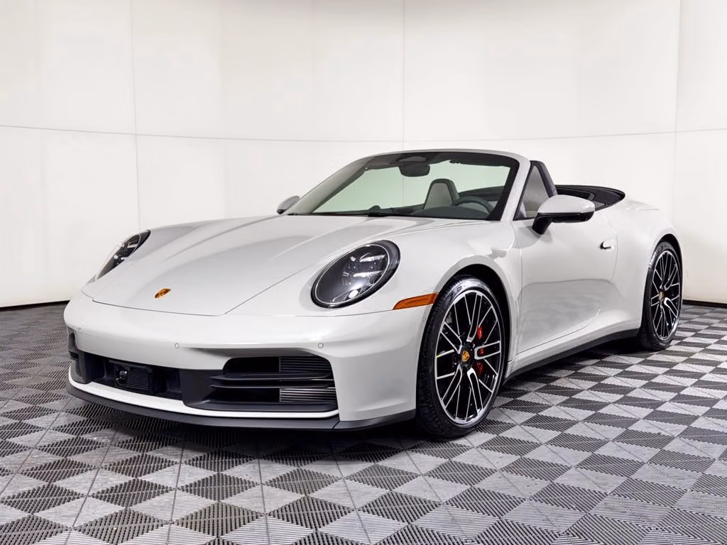 
           New 
        2026 Porsche 911
