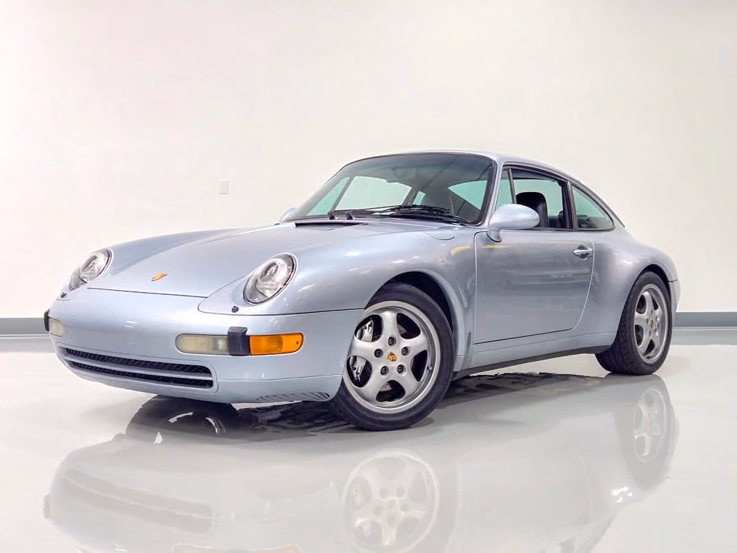 
           
        1995 Porsche 911