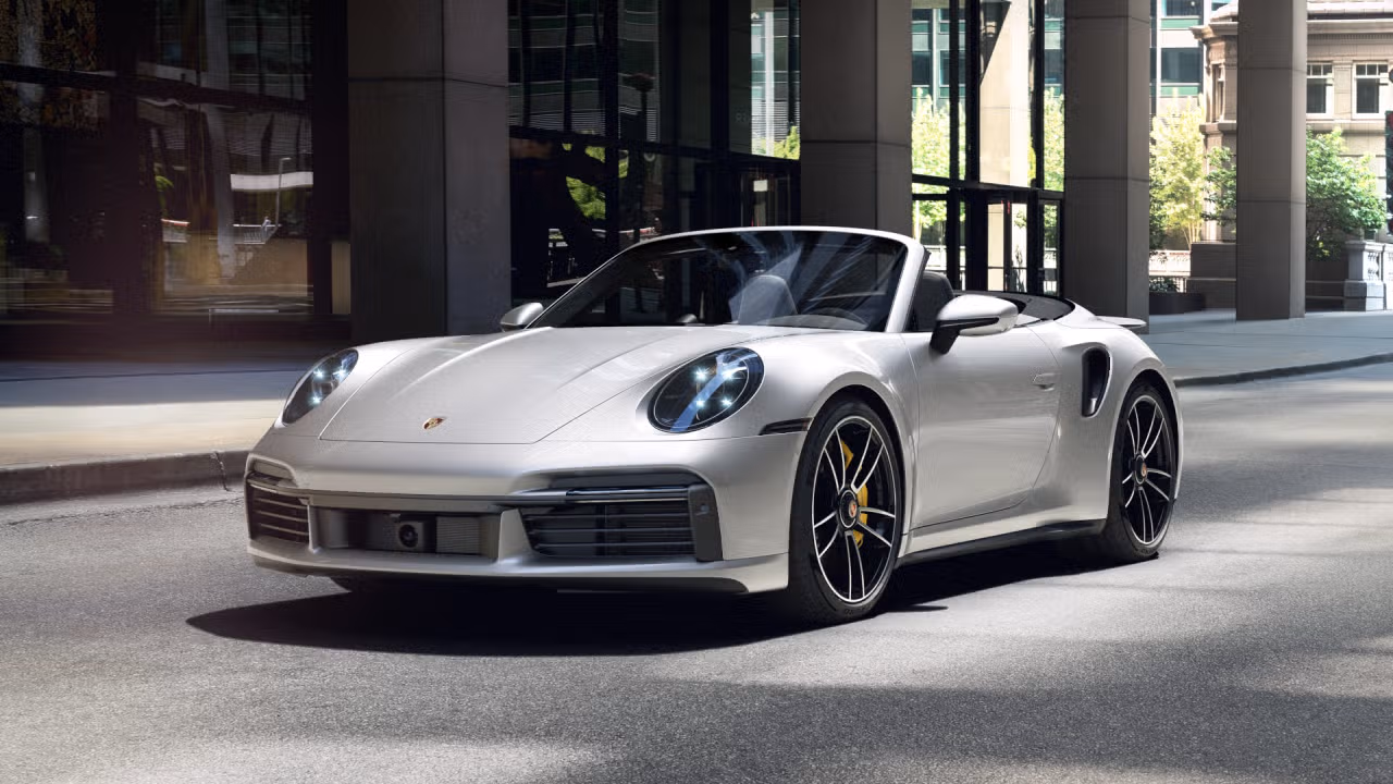 
           
        2022 Porsche 911