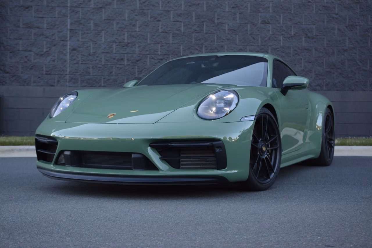 
           
        2022 Porsche 911