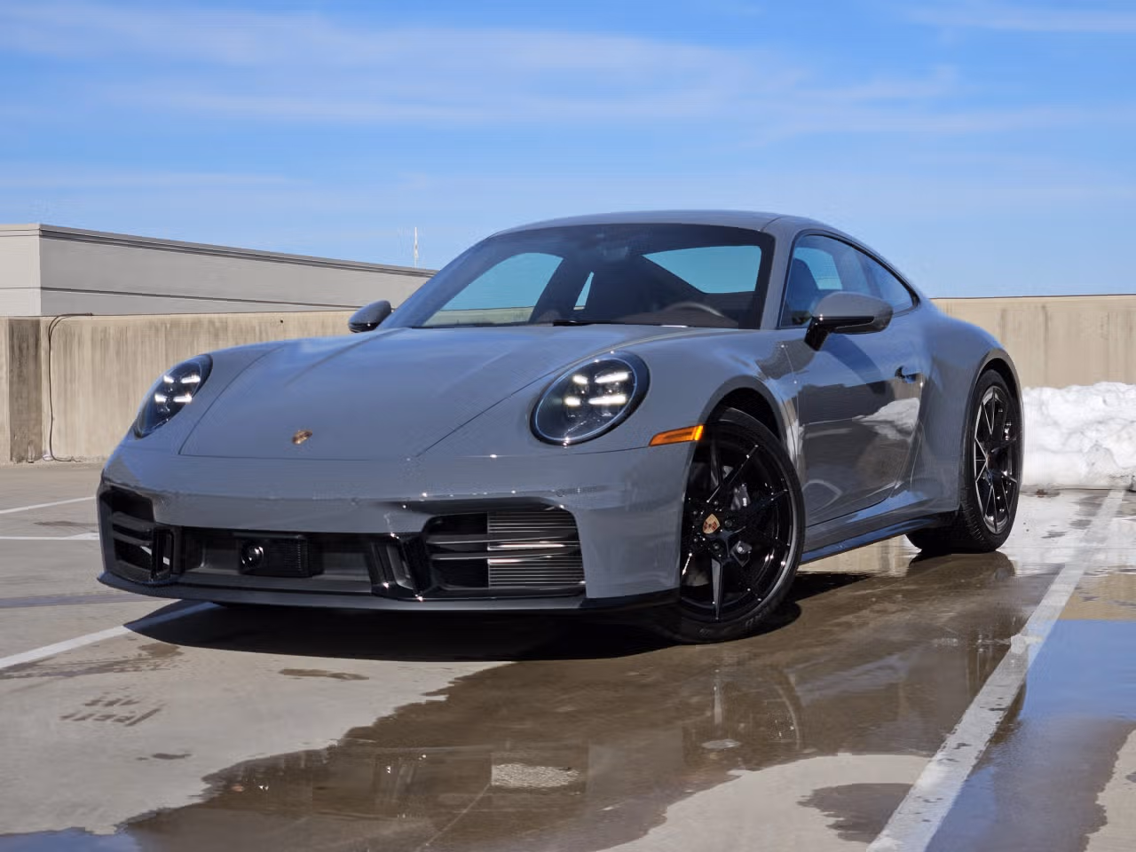 
           New 
        2026 Porsche 911