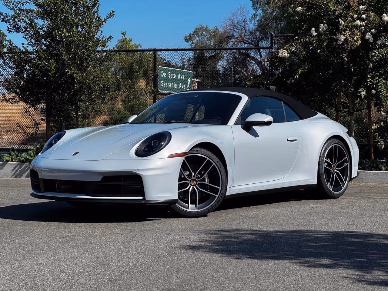 
           New 
        2026 Porsche 911