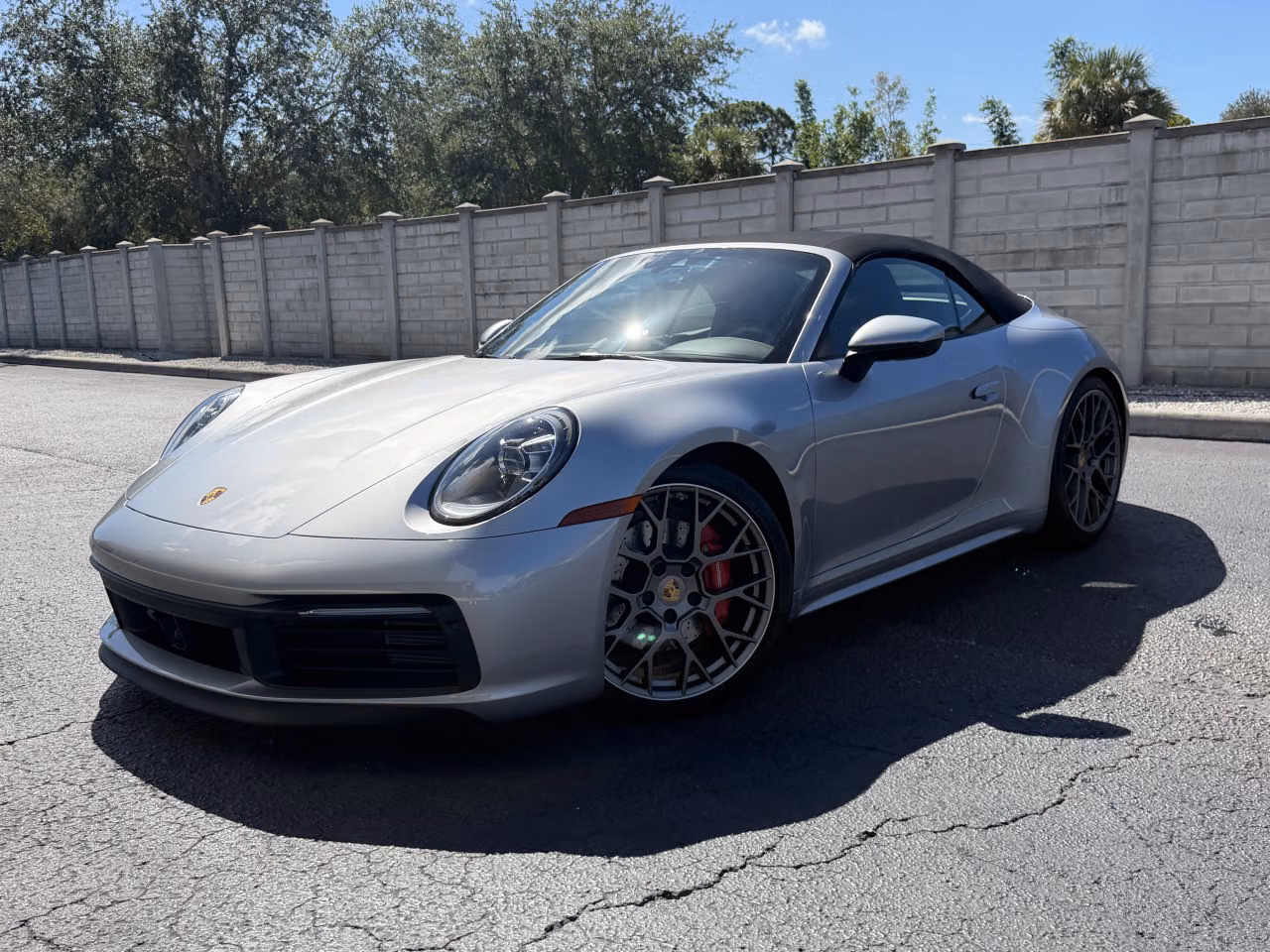 
           
        2020 Porsche 911