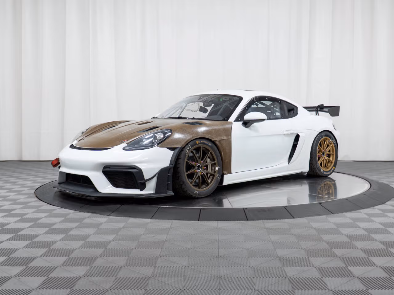 
           
        1994 Porsche 718 Cayman GT4 RS