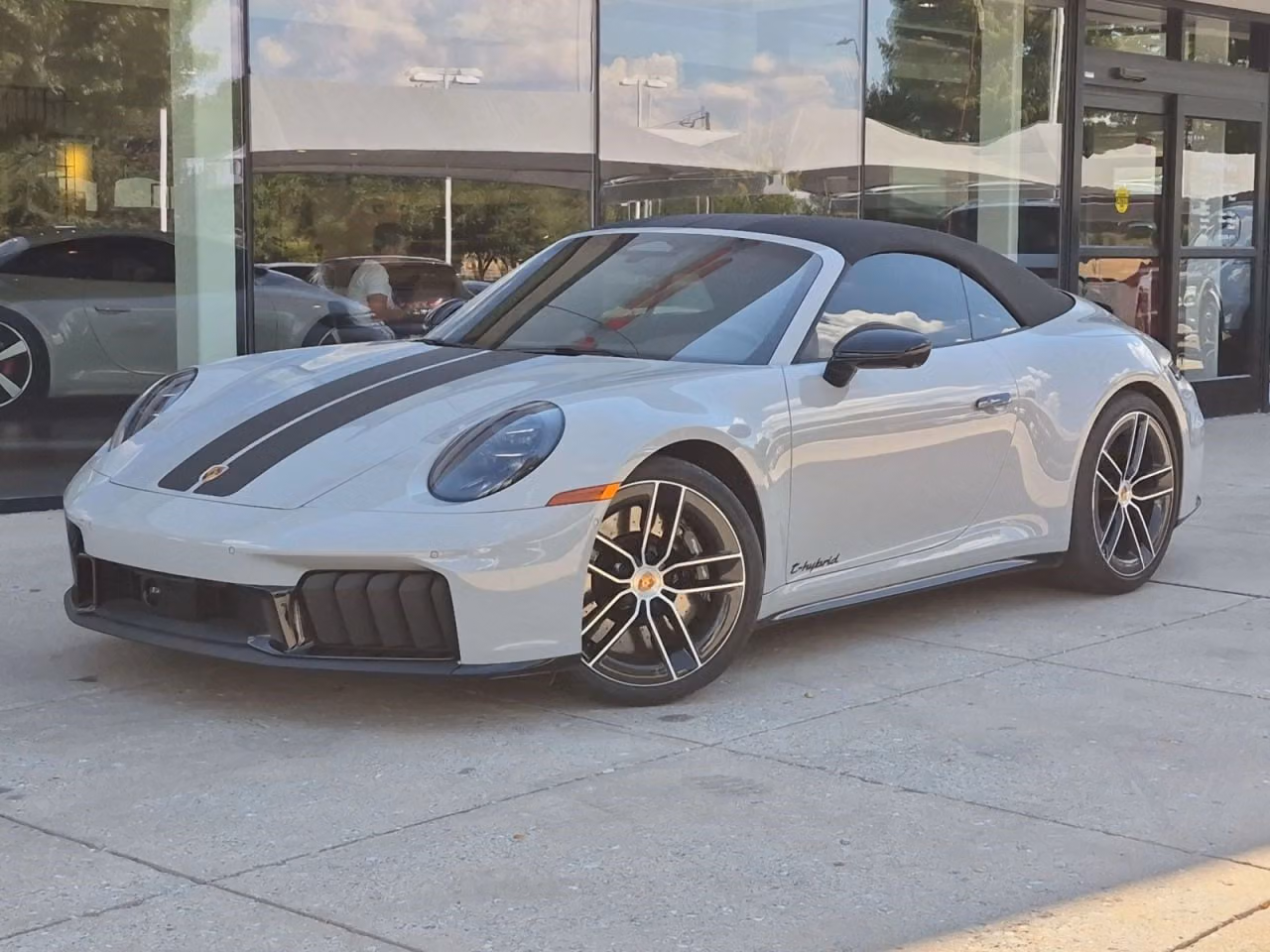 
           
        2026 Porsche 911