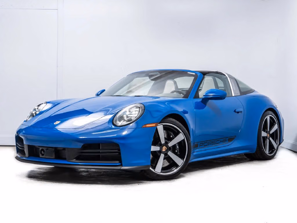
           New 
        2026 Porsche 911