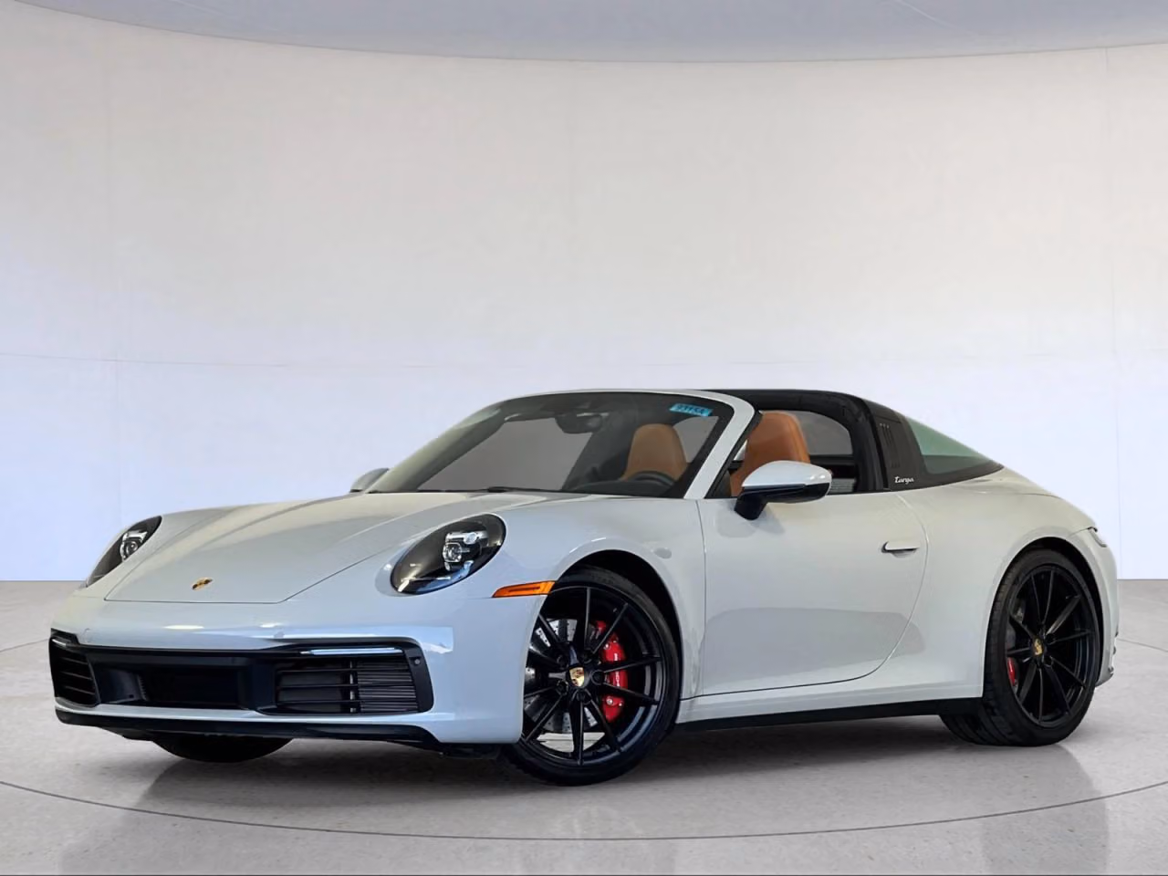 
           
        2024 Porsche 911