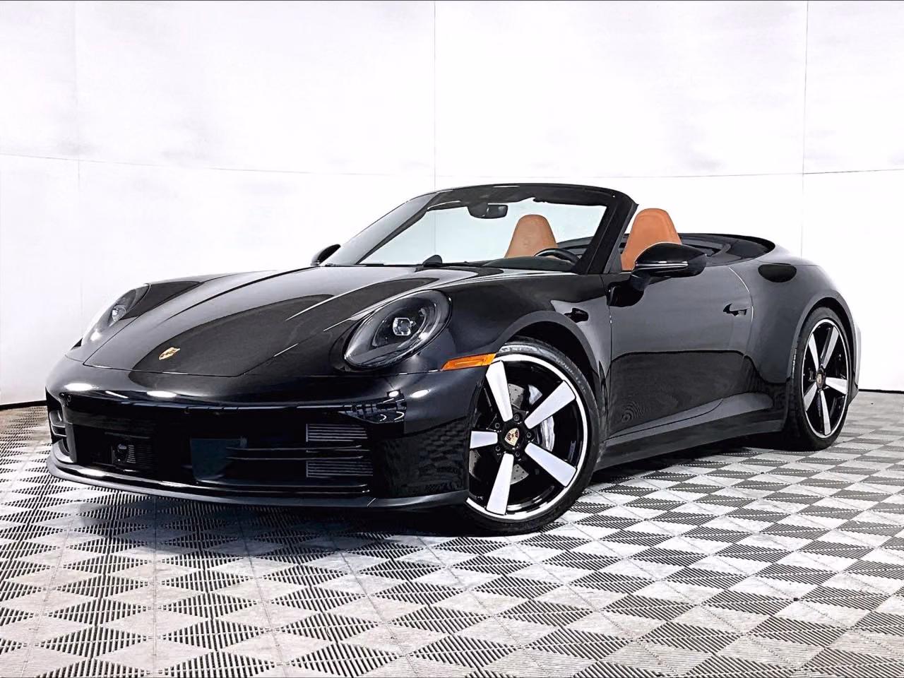 
           
        2025 Porsche 911