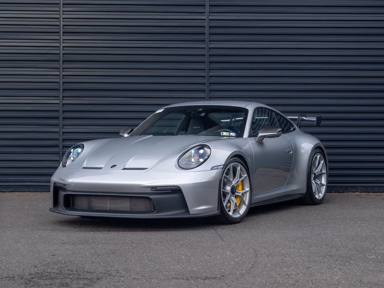 
           
        2023 Porsche 911