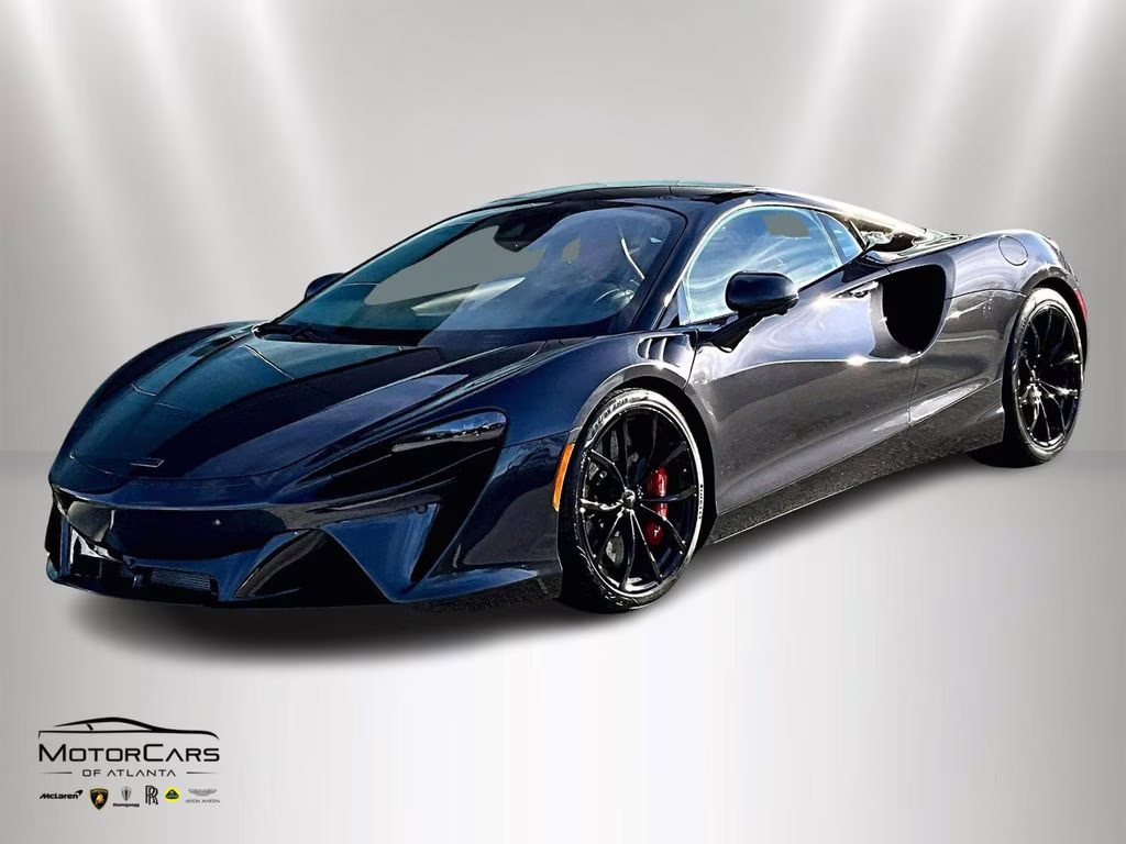 
           New 
        2026 McLaren Artura