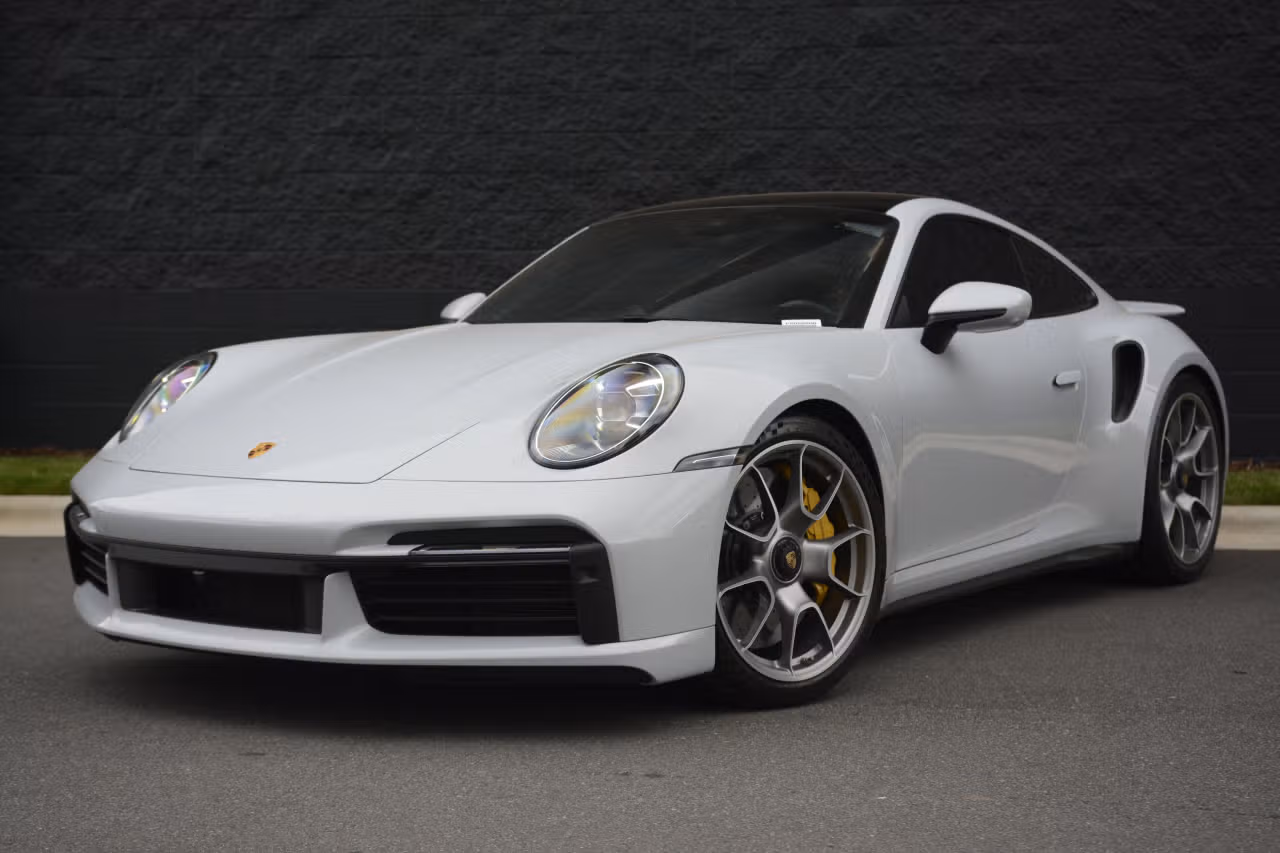 
           
        2023 Porsche 911