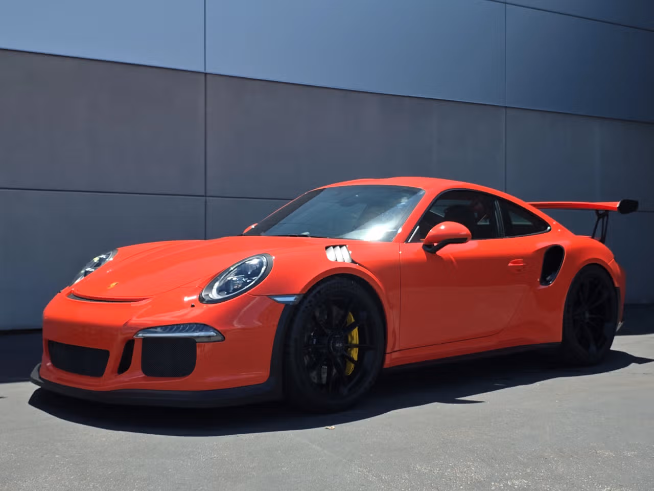 
           
        2016 Porsche 911