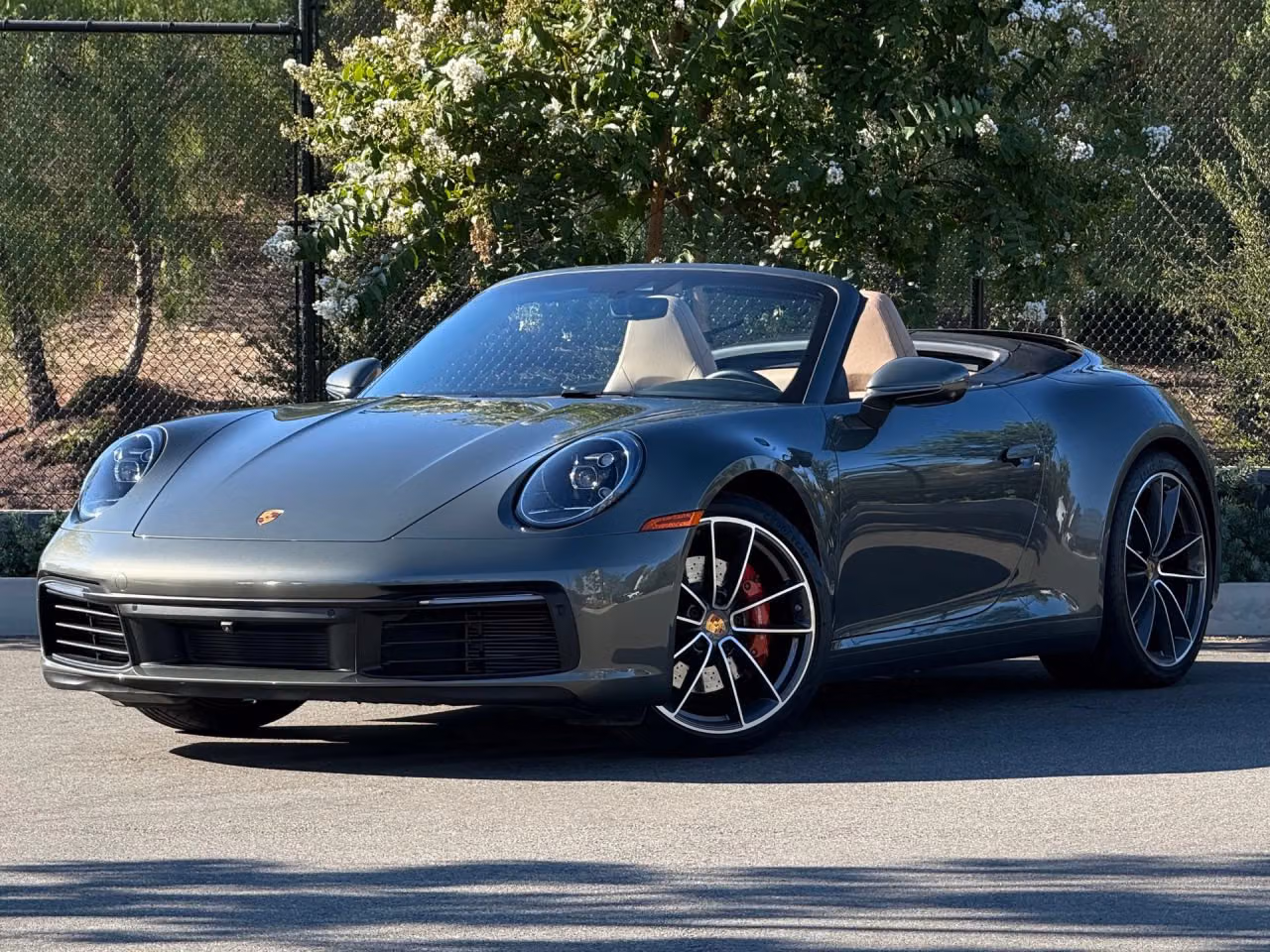 
           
        2021 Porsche 911