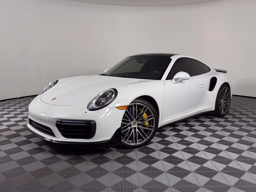 
           
        2017 Porsche 911
