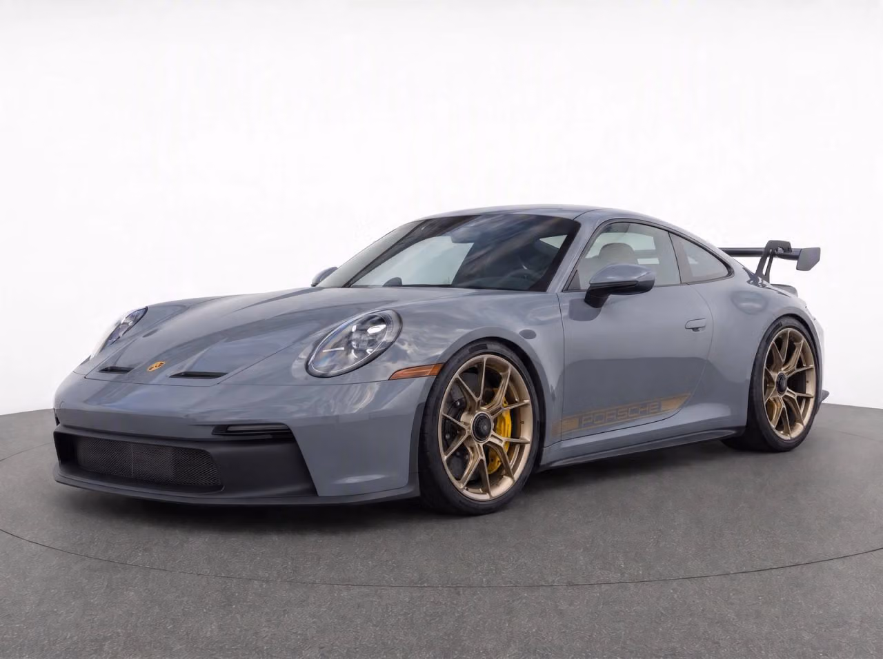 
           
        2024 Porsche 911