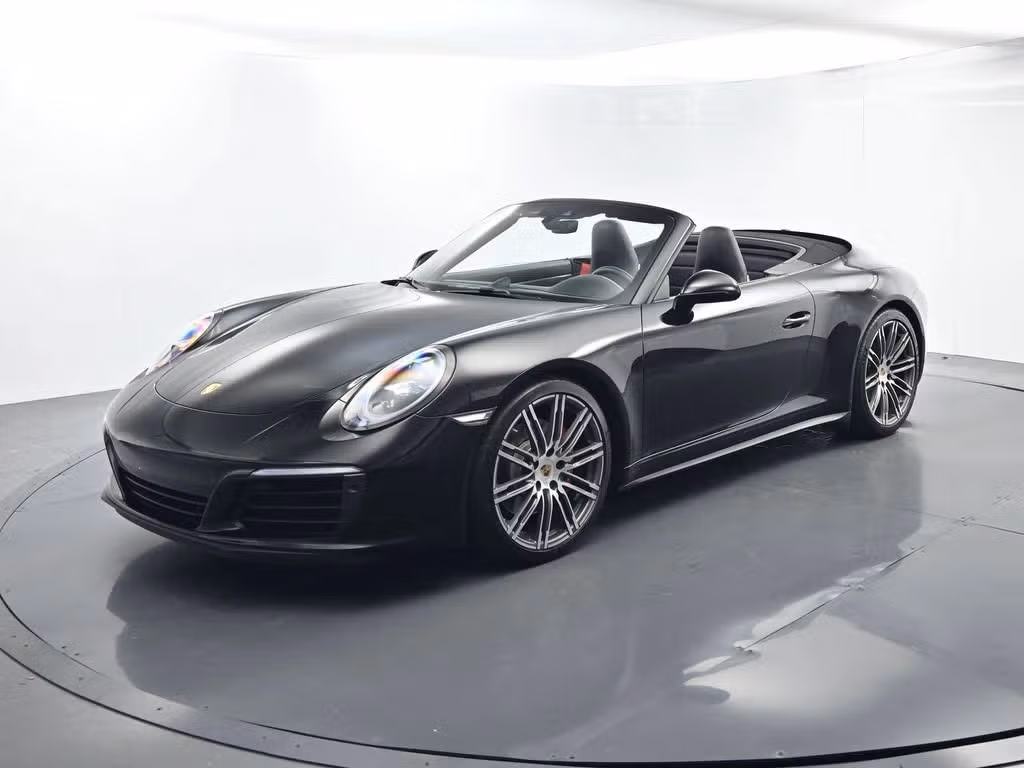 
           
        2019 Porsche 911