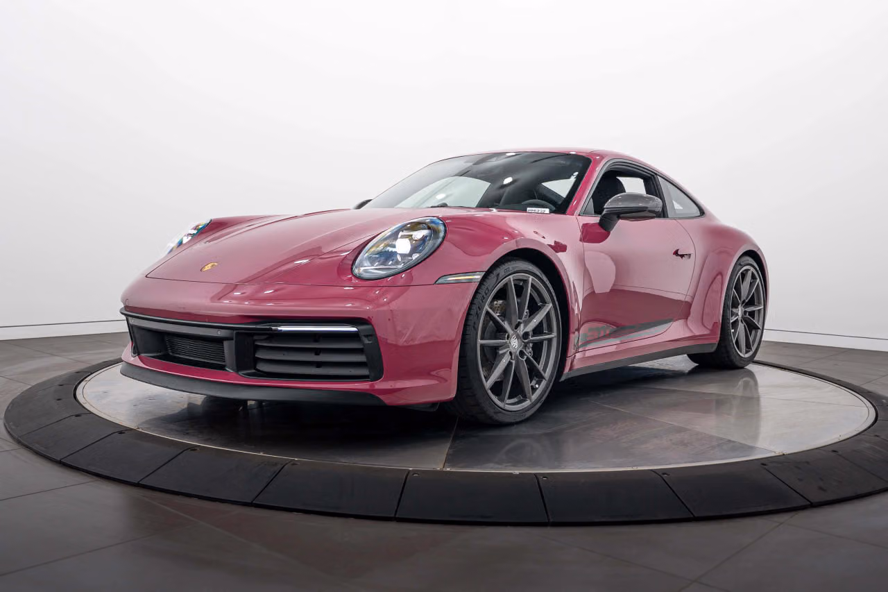 
           
        2024 Porsche 911