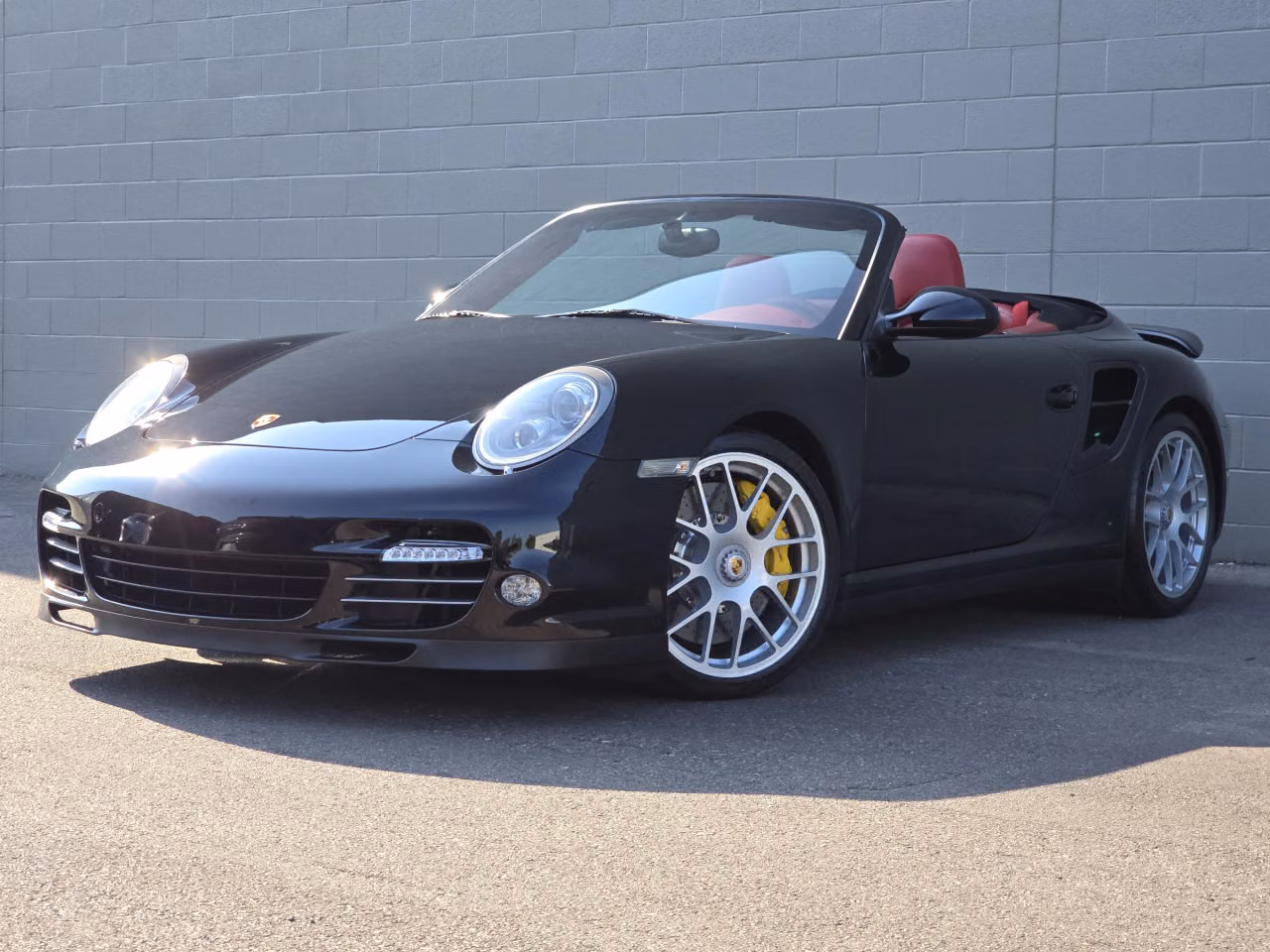 
           
        2012 Porsche 911