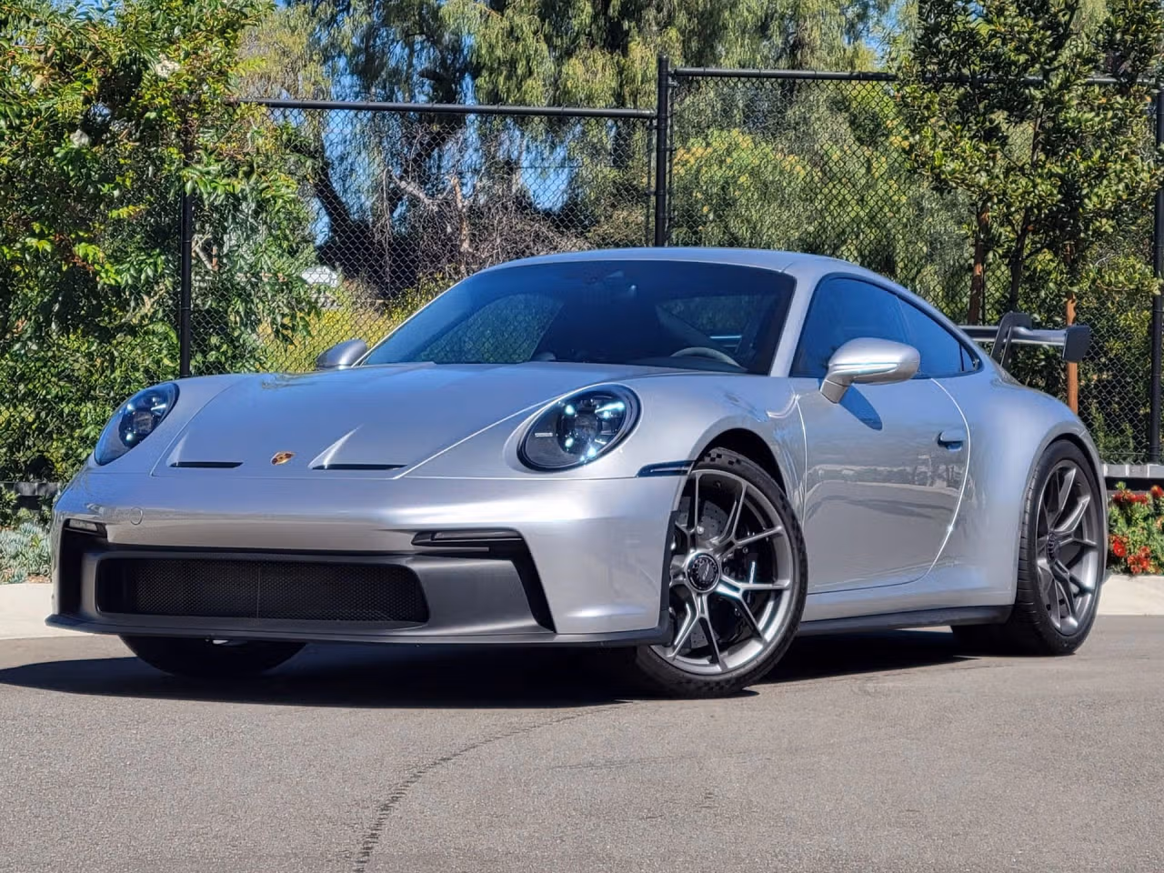 
           
        2024 Porsche 911