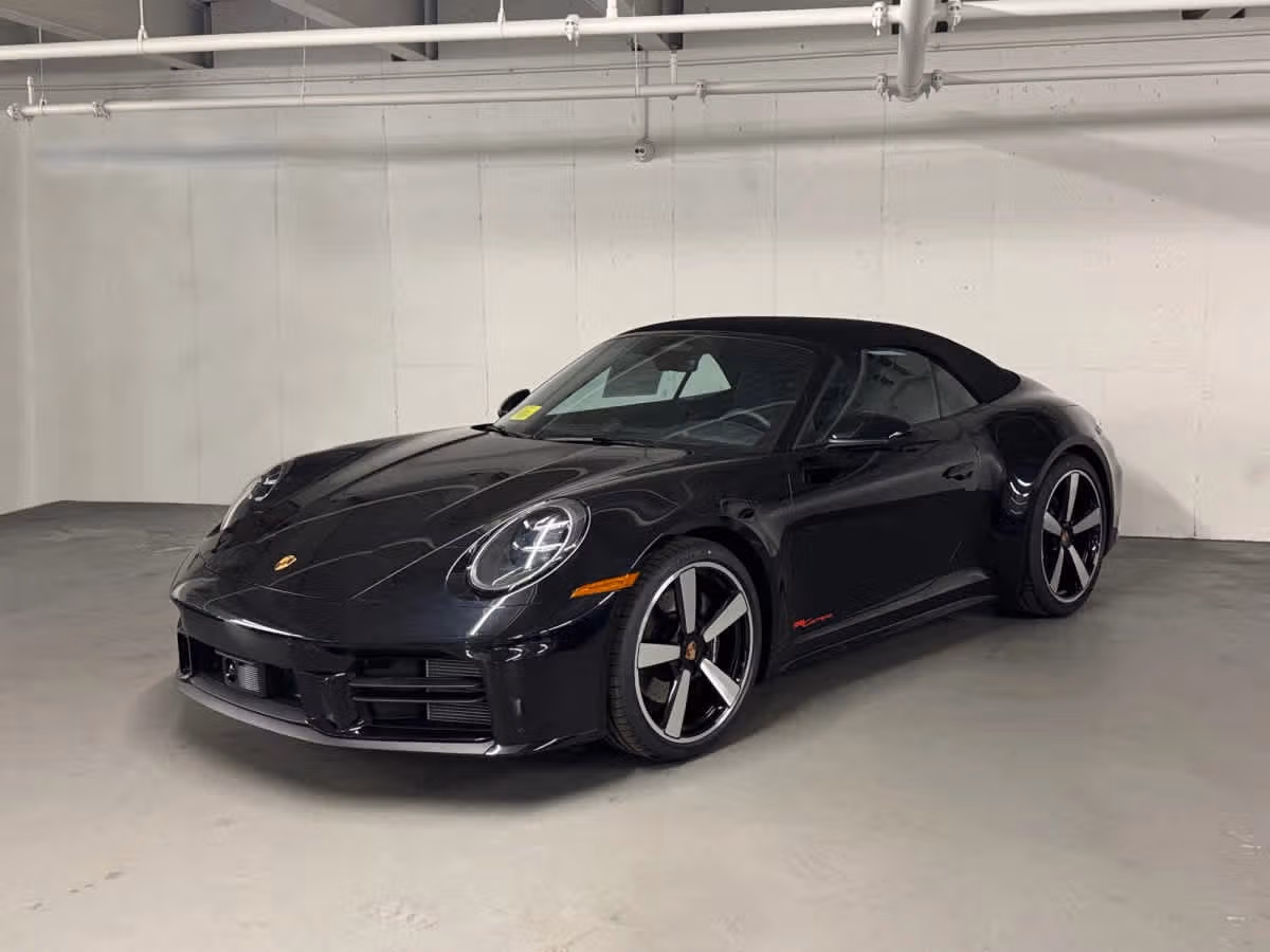 
           New 
        2026 Porsche 911