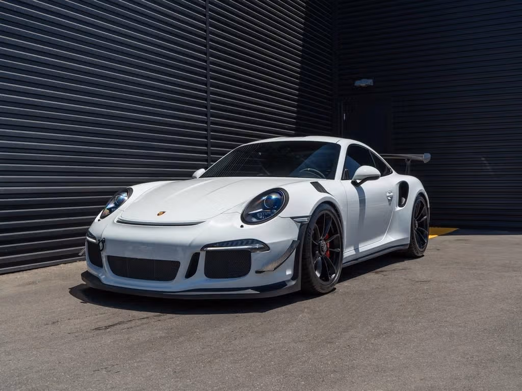 
           
        2016 Porsche 911
