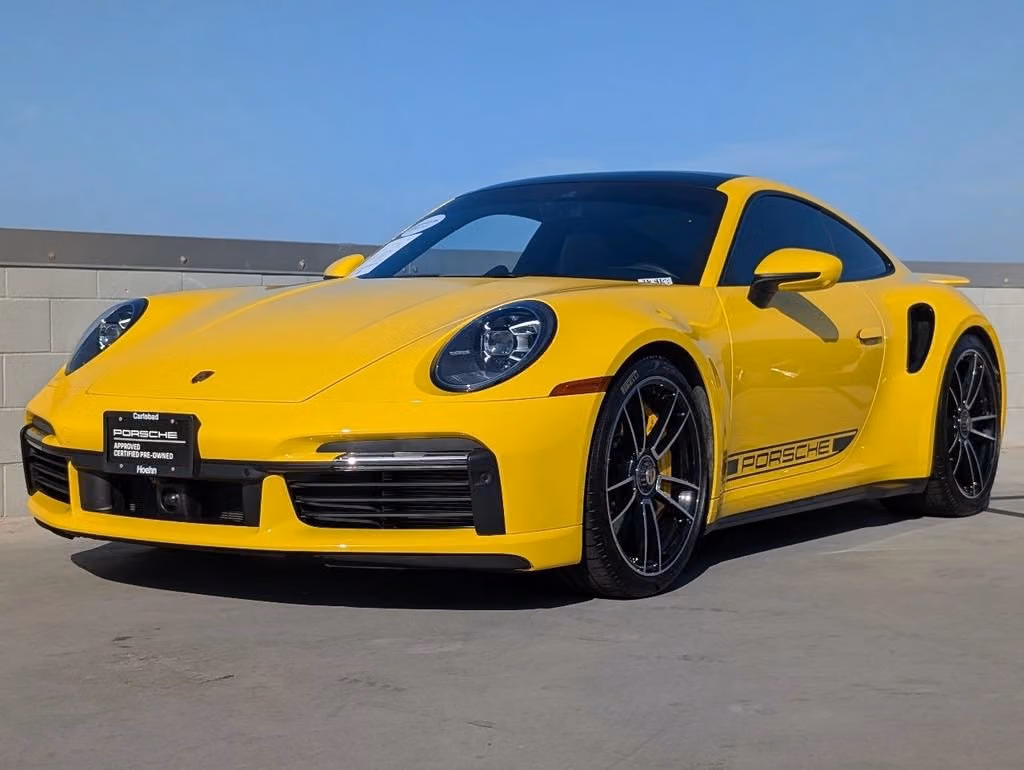 
           
        2021 Porsche 911
