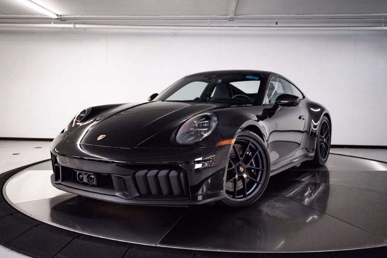 
           
        2026 Porsche 911