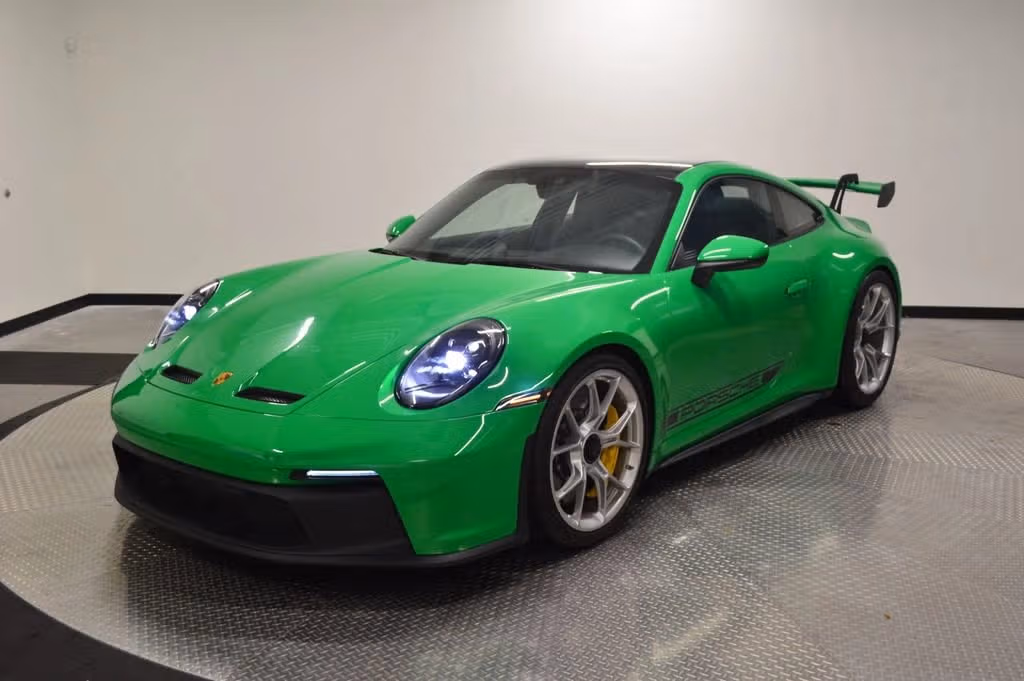 
           
        2023 Porsche 911