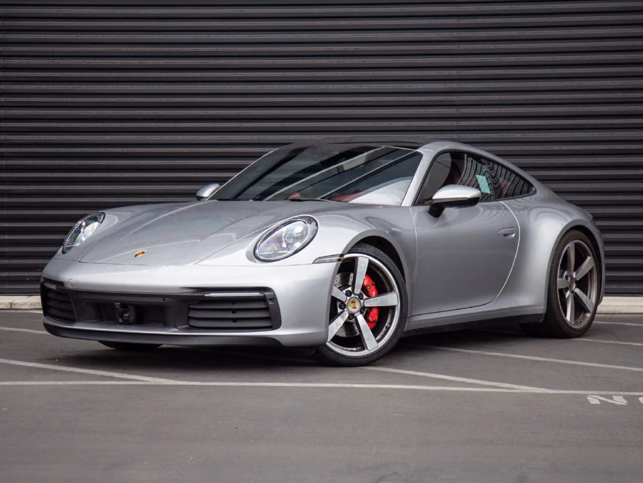 
           
        2020 Porsche 911