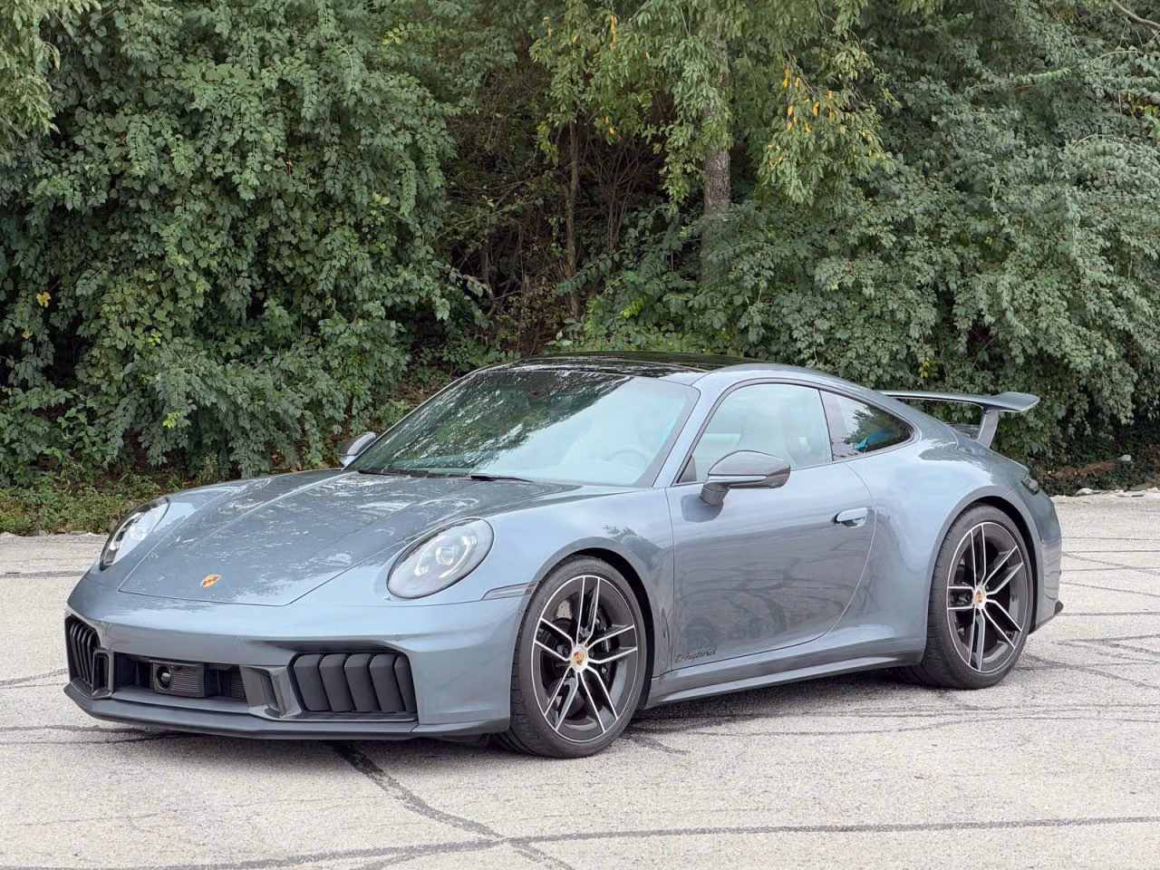 
           
        2025 Porsche 911