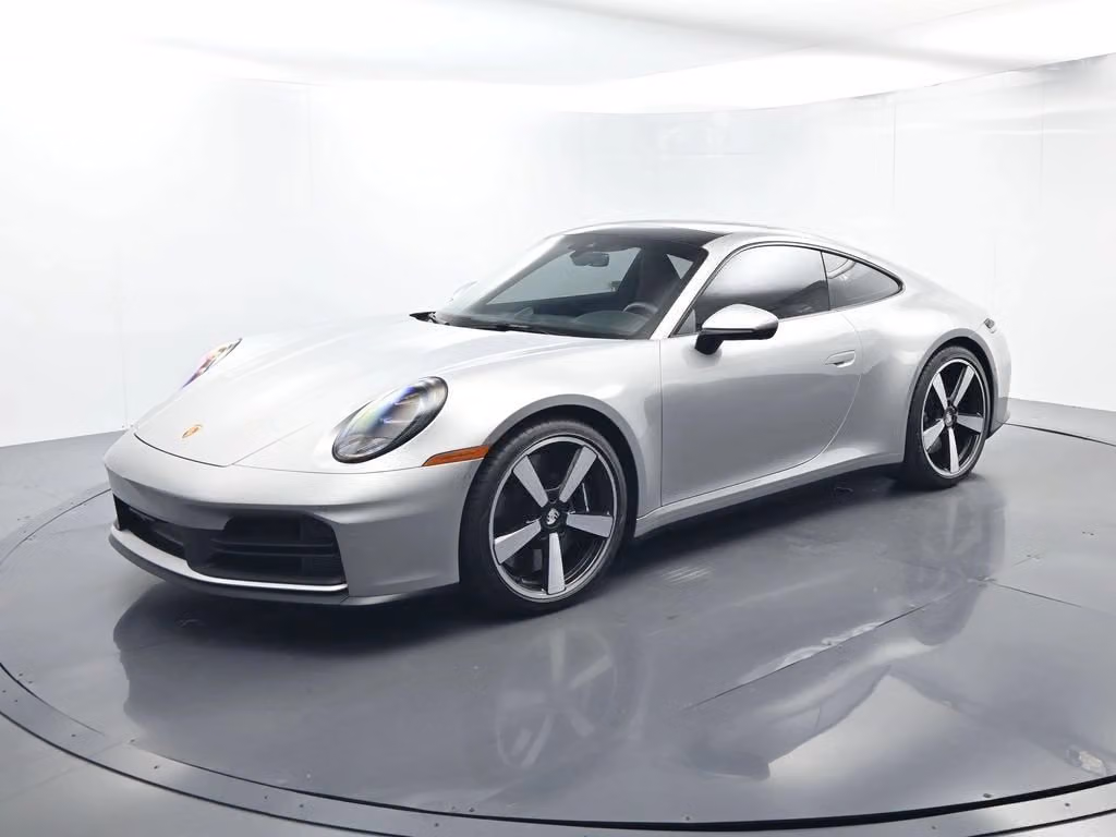 
           
        2025 Porsche 911